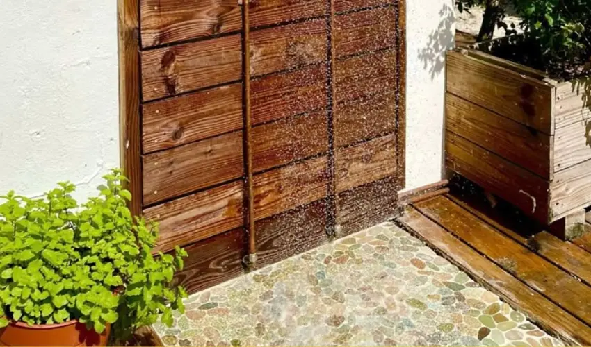 Stone Base with Drainage