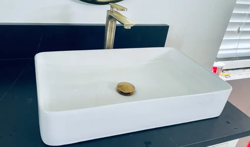 Sarlai 24″ Rectangular Vessel Sink – White Porcelain Ceramic